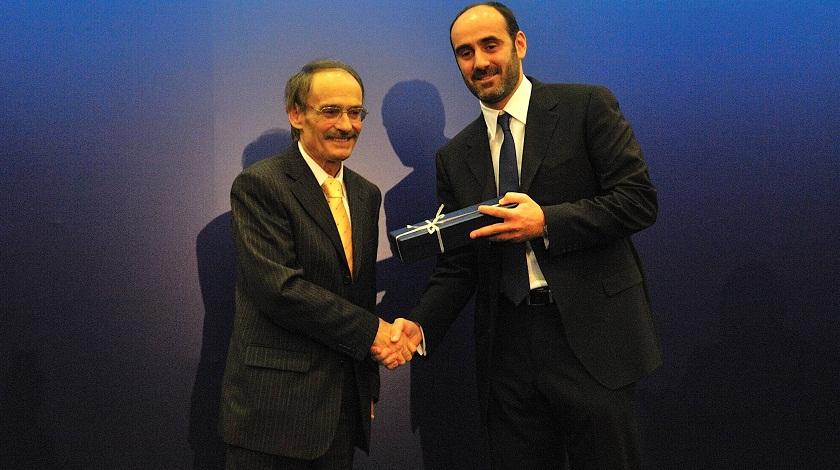 Tο ίδρυμα «Αθανασίου Βασ. Μπότση» βράβευσε τον Γιάννη Θειακό