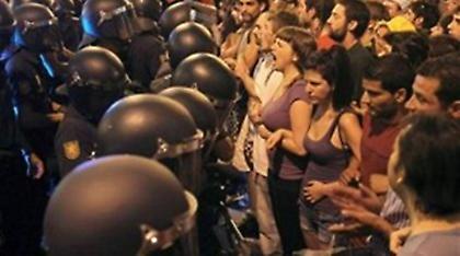 Ισπανία: Διαδηλώσεις υπέρ της ενότητας της χώρας σε Μαδρίτη και Βαρκελώνη