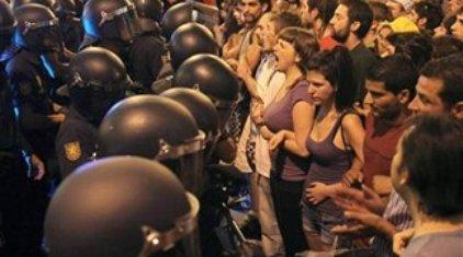 Ισπανία: Διαδηλώσεις υπέρ της ενότητας της χώρας σε Μαδρίτη και Βαρκελώνη