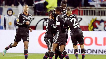 Αυτό, αυτό, αυτό είναι σωστό…