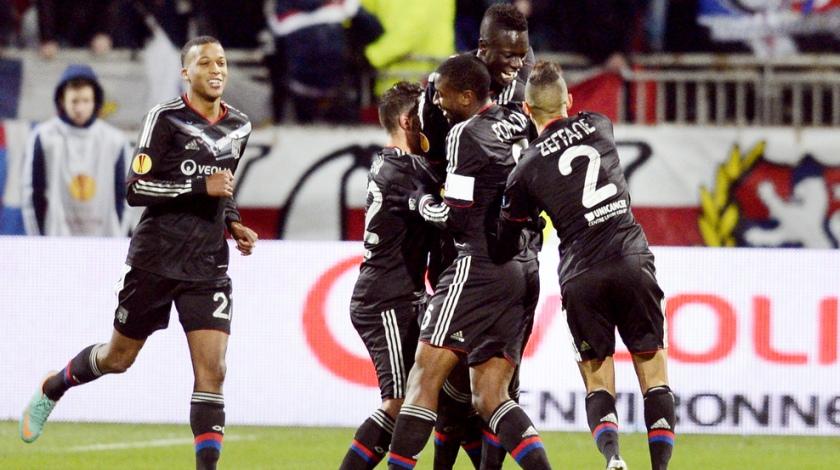 Αυτό, αυτό, αυτό είναι σωστό…