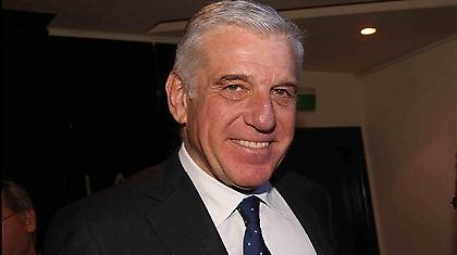 Βόμβα στον Παπαντωνίου