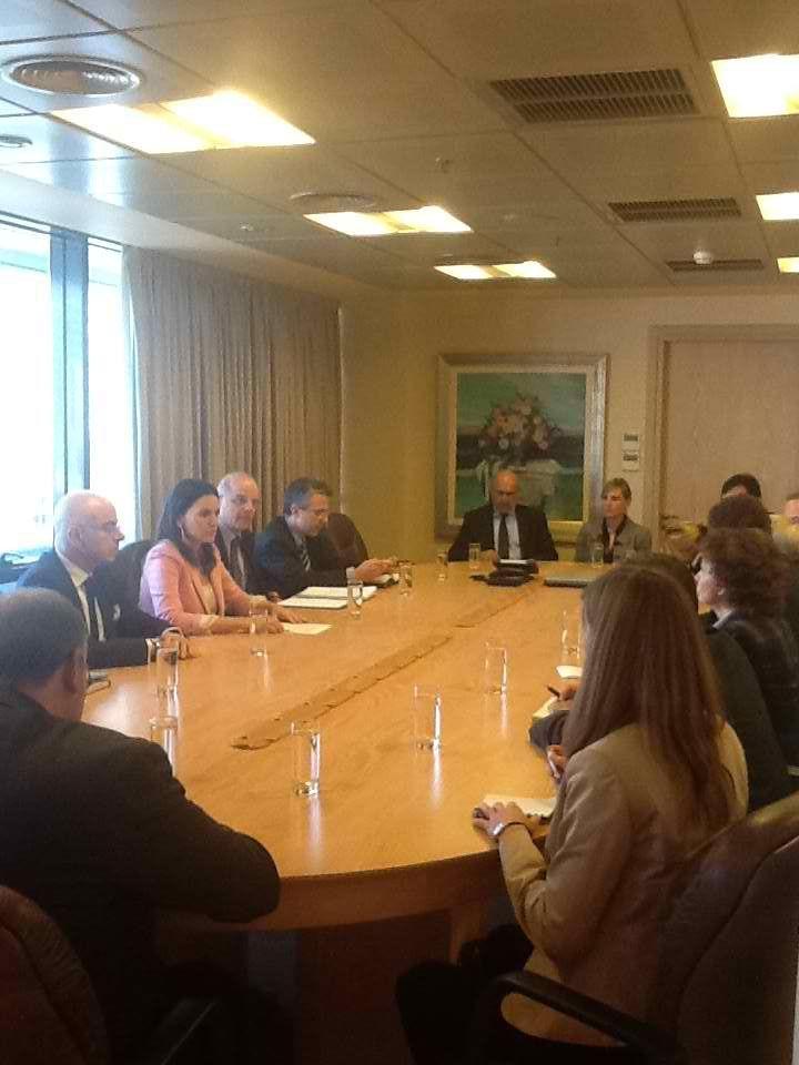 Μεταλυκειακές επαγγελματικές σχολές τουρισμού με αμοιβή