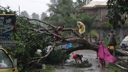 Ο τυφώνας Μπόπα απειλεί και πάλι τις Φιλιππίνες
