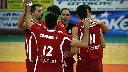 Δεν τον πιάνουν πουθενά…