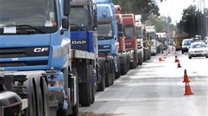 Αναστέλλουν τις κινητοποιήσεις οι ιδιοκτήτες φορτηγών
