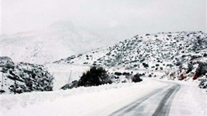 Με αλυσίδες η κυκλοφορία στην ορεινή Κορινθία