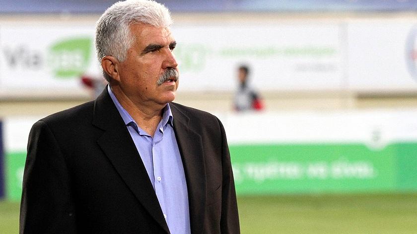 Περιμένει δύο ο Παράσχος