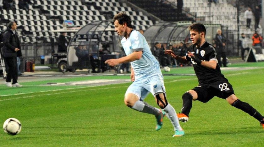 Όλοι μαζί και ο... Πόι μόνος