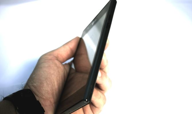 LG Optimus Vu: κινητό, tablet ή και τα δύο;