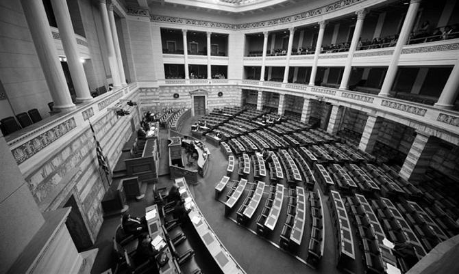 Στη δημοσιότητα τα «πόθεν έσχες» των πολιτικών