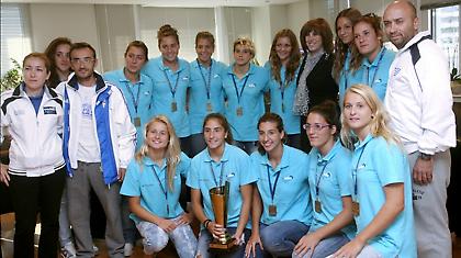 Δεν σταματούν τα συγχαρητήρια για τα «χρυσά» κορίτσια