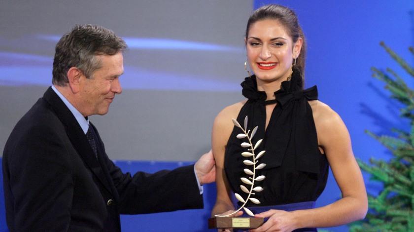 «Πάντα σου μένει μια πικρία…»