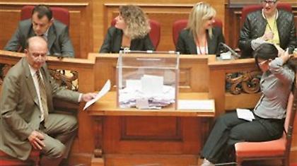 Νέα «ανταρσία» των υπαλλήλων της Βουλής