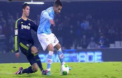 Χάρισαν την κόκκινη στον Ρονάλντο (video)