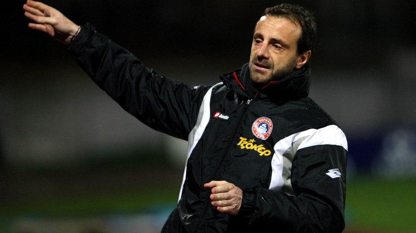 Ψάχνει να βρει λύση ο Μάντζιος