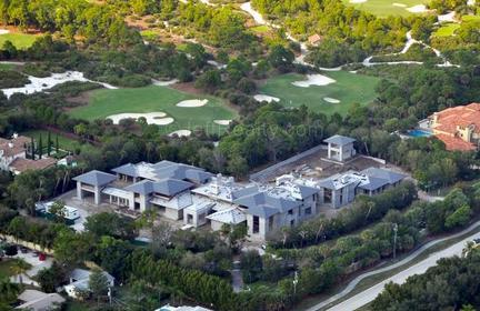 Το νέο φτωχικό του Τζόρνταν