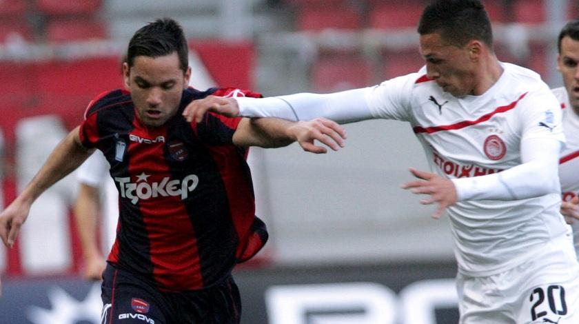 Για να αποφύγει το δάγκωμα των πάνθηρων…