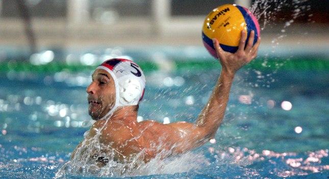 Αρχηγού παρόντος…