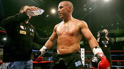 Λύγισε... ο Iron Mike