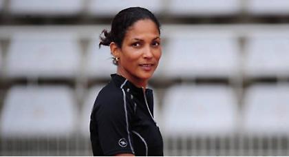 Αποσύρεται η Αρόν