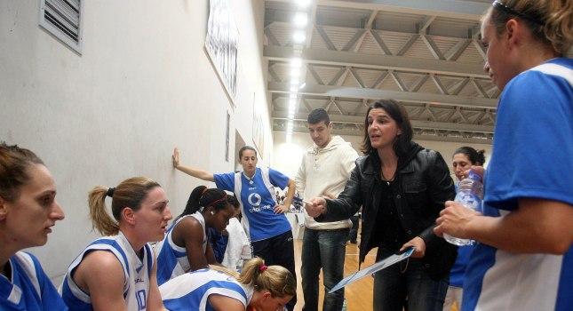 Κάνει…τρίο στην κορυφή