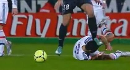 Πάτα και λίγο χορτάρι, Ζλάταν (video)