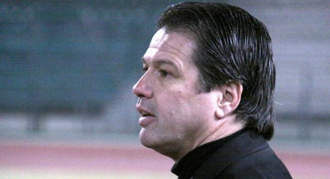 «Σκούρα» τα πράγματα για Παπαδόπουλο