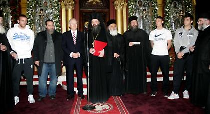 Βοήθεια σε Πειραιά και Νίκαια