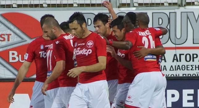 Μισή… ντουζίνα απουσίες