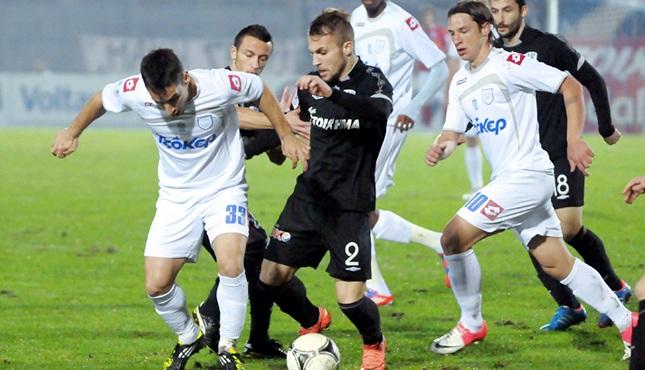 «Κάποιοι δεν μας αντιμετωπίζουν ισότιμα»