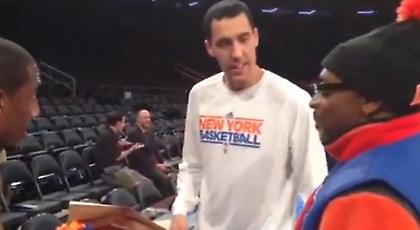 Ο Σπάικ Λι αγόρασε παπούτσια στον Πριγκιόνι (video)