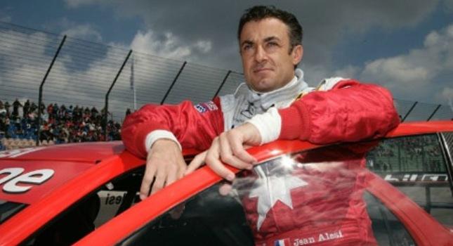 Aποσύρεται ο Αλεζί