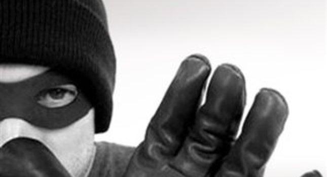 Με λεία 80.000 ευρώ σε χρυσαφικά έφυγαν διαρρήκτες