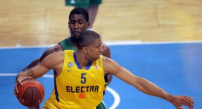 Βλέπει Χέντριξ, αλλά…