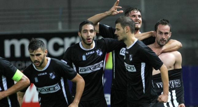 Νοκ-άουτ ο Ζαχαράκης