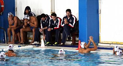 «Μπέμπηδες» για φίλημα