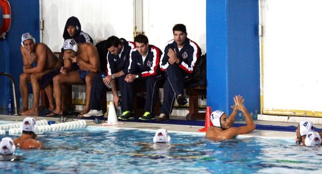 «Μπέμπηδες» για φίλημα