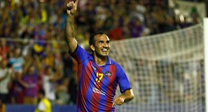 «Πρέπει να πιέσει τη Λεβάντε»