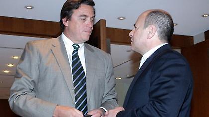 Παίρνουν αποφάσεις