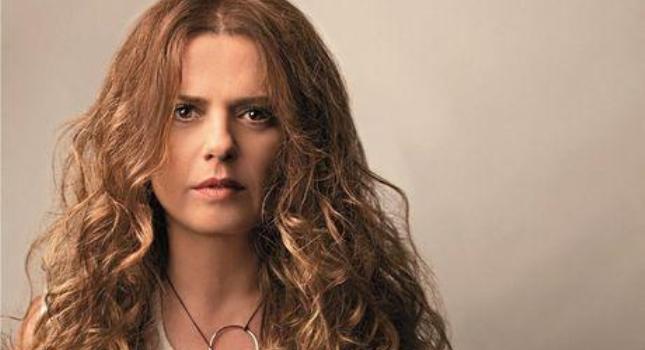 Αναβάλλονται οι εμφανίσεις της Τσαλιγοπούλου