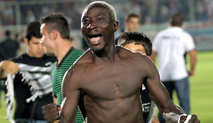 Στα ερυθρόλευκα ο Ογκουνσότο