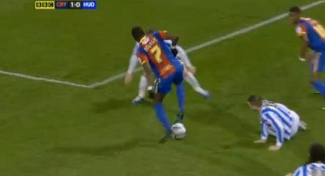 Η γκολάρα κι ο… αλήτης (video)