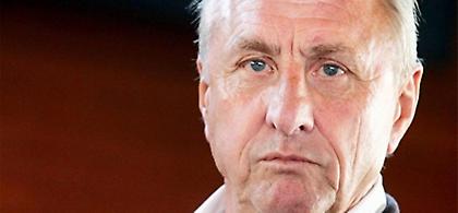 Κρόιφ: «Δεν κάνει καλό τόση διαφορά»