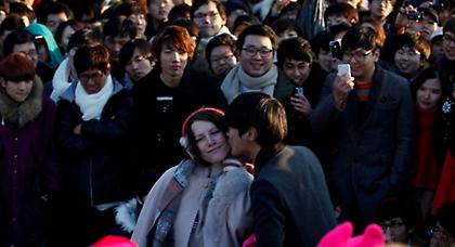 «Τυφλό ραντεβού» με πάνω από 3.000 συμμετέχοντες!