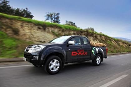 Ρεκόρ οικονομίας καυσίμου Isuzu φορτωμένο με ελιές