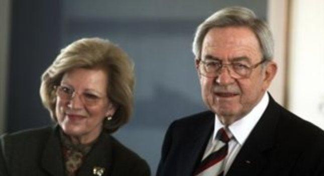 Διακοπές στο Πόρτο Χέλι για την τέως βασιλική οικογένεια