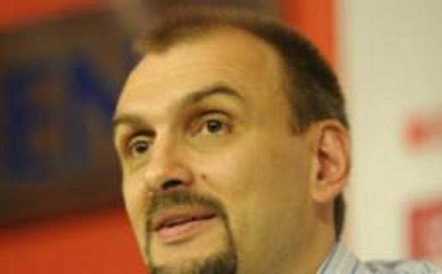 «Σέβομαι τον Ολυμπιακό, όπως όλες τις ομάδες»