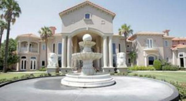 Το απίστευτο σπίτι ενός άνεργου μπασκετμπολίστα (Pics)