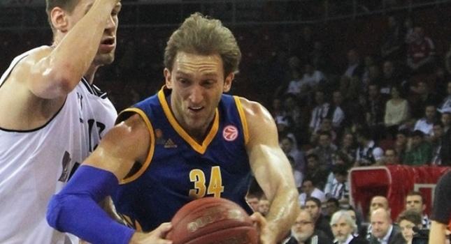 Ξεκίνημα με διπλό για Χίμκι